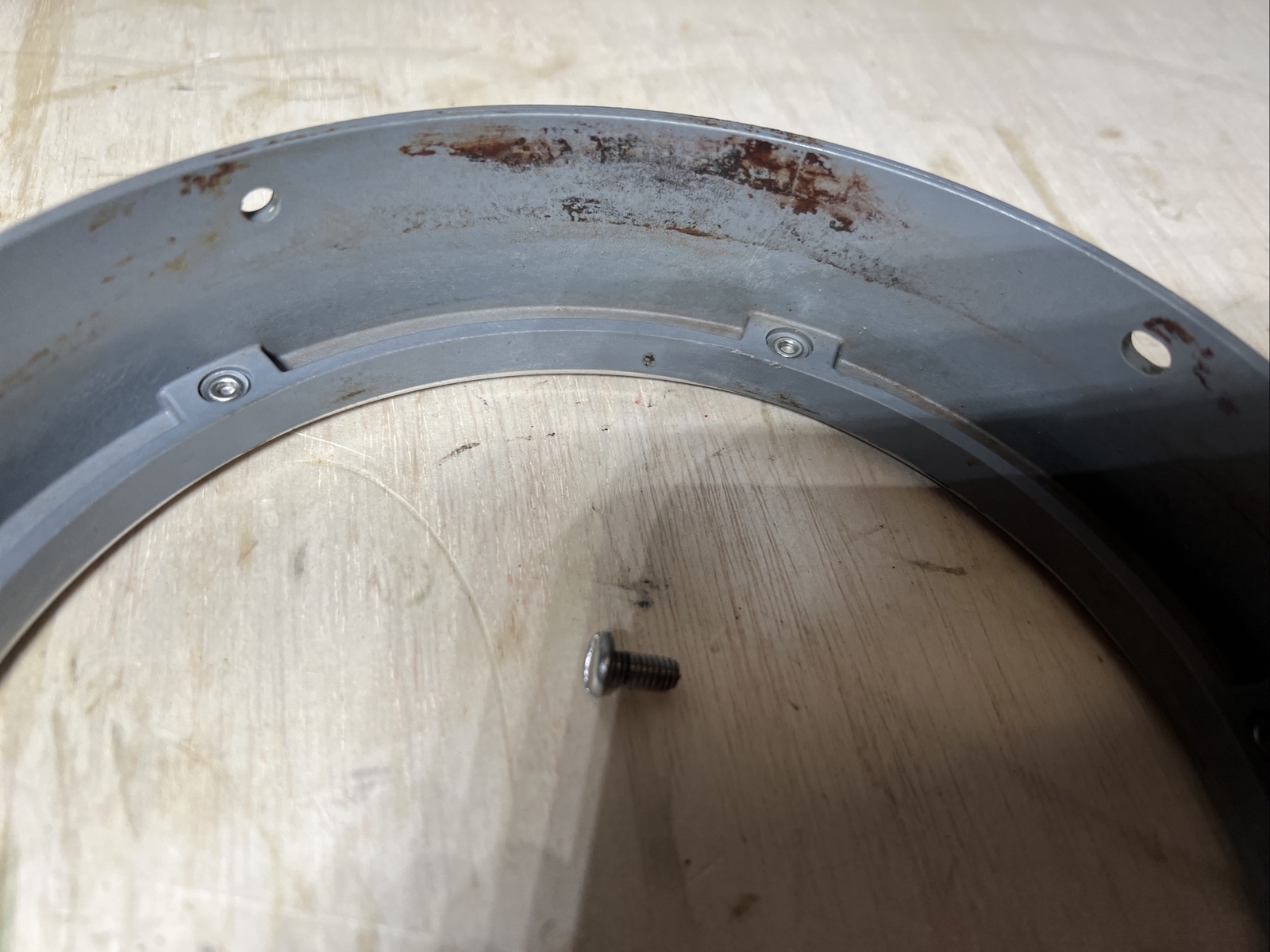 Genuine Hobart 00-917272 Cup, Drip And Flange HL200 20 Qt Mixer. Cracked. READ!