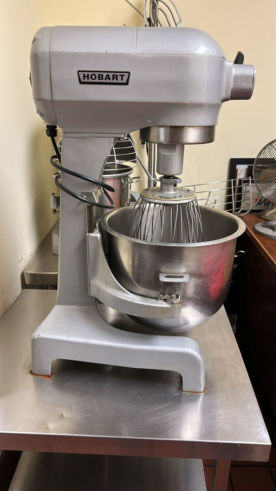 20 Quart Mixer Hobart A-200T 120V Stainless Steel Bowl, Paddle Whisk and table.