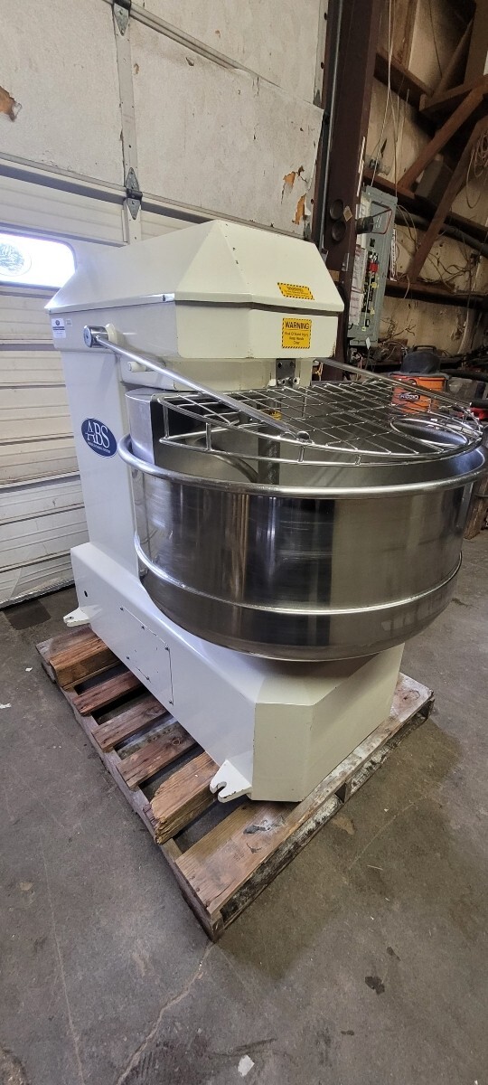 ABS SPIRAL DOUGH MIXER BAKERY 2 SPEED MODEL ABSBFM-200T Makes 300+ lbs of dough