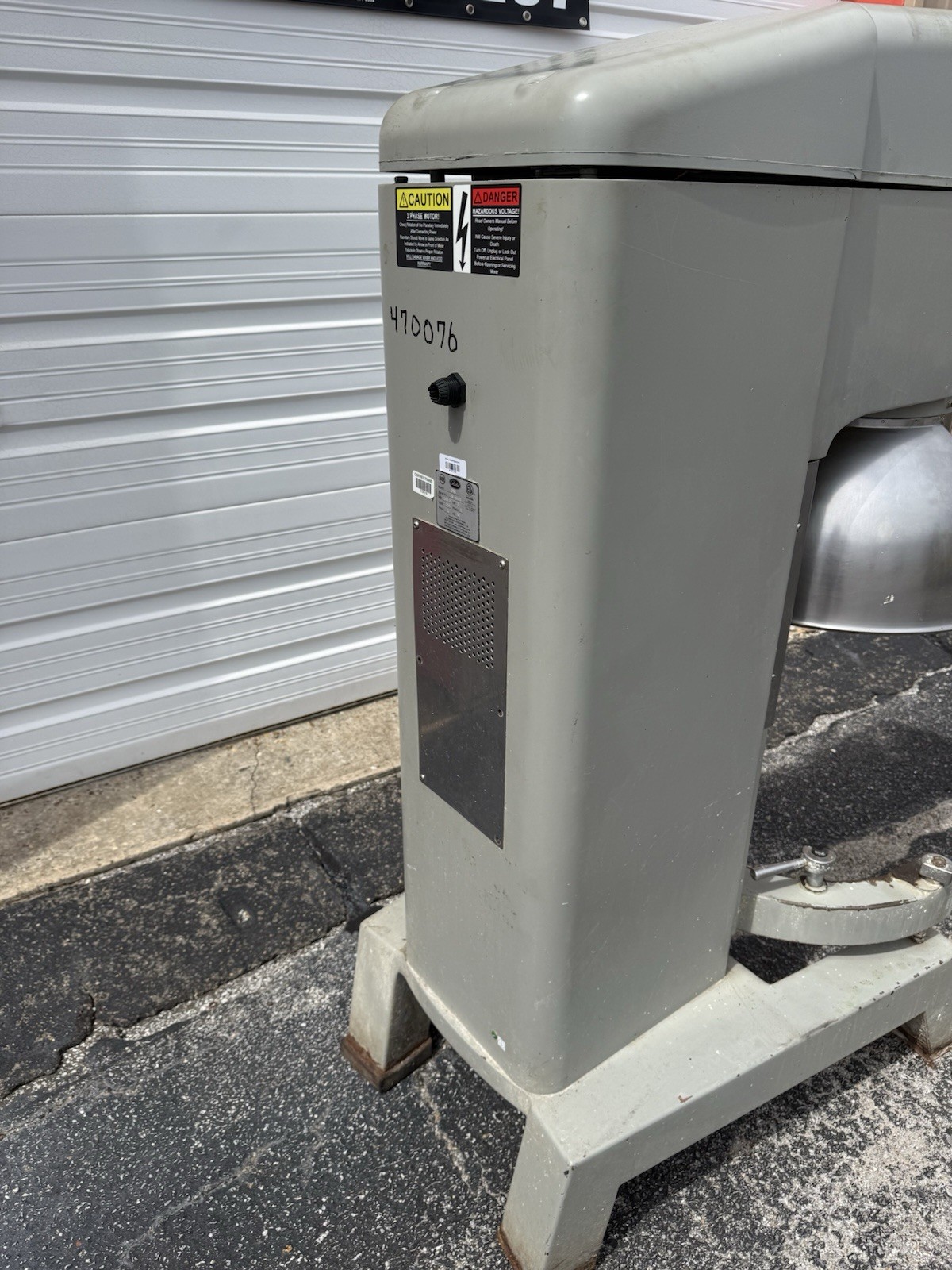 Globe SP80 (80 Qt) Commercial Planetary Mixer WILL SHIP