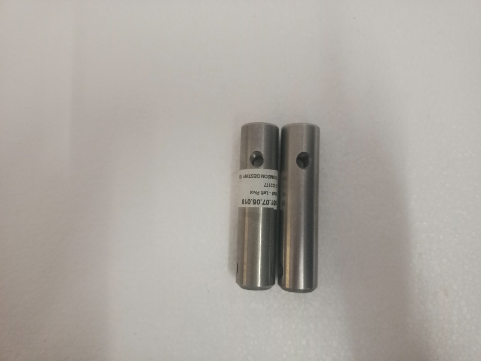 Hobart 00-122177 Shaft Left Pivot for HCM300 HCM450 HCM450C