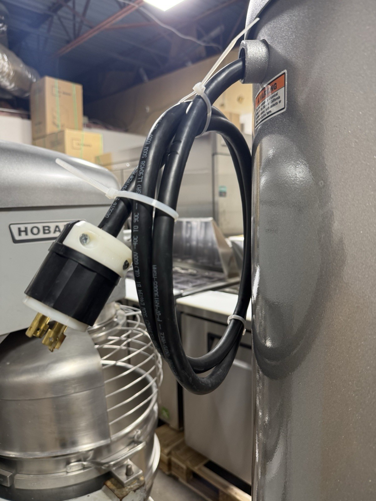 Hobart Legacy 140 Qt Mixer With Bowl / Dough Hook