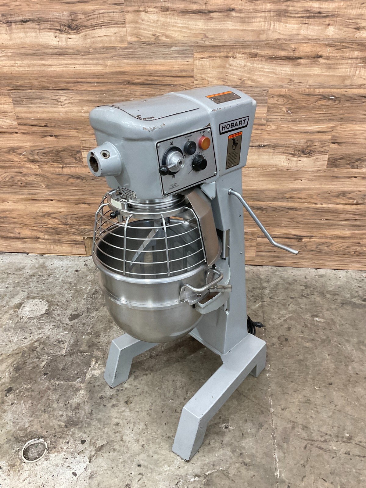 Hobart D300T Floor Mixer, 115V w/ 1 Attachment – Serial No. 11-1020-695