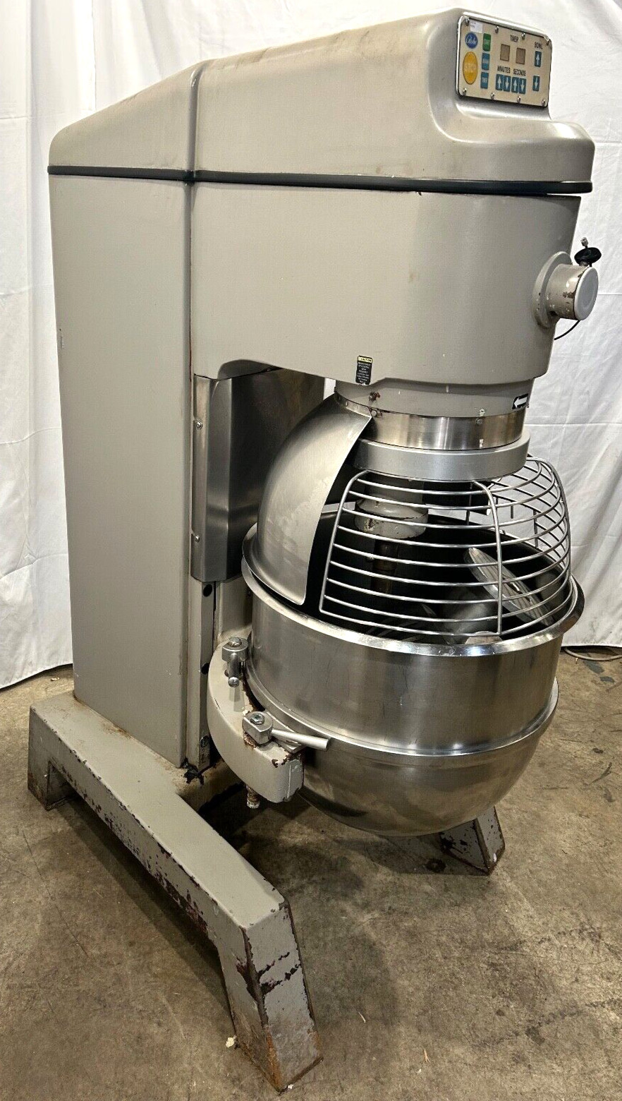 Globe SP80 (80 Qt) Commercial Planetary Mixer T0734