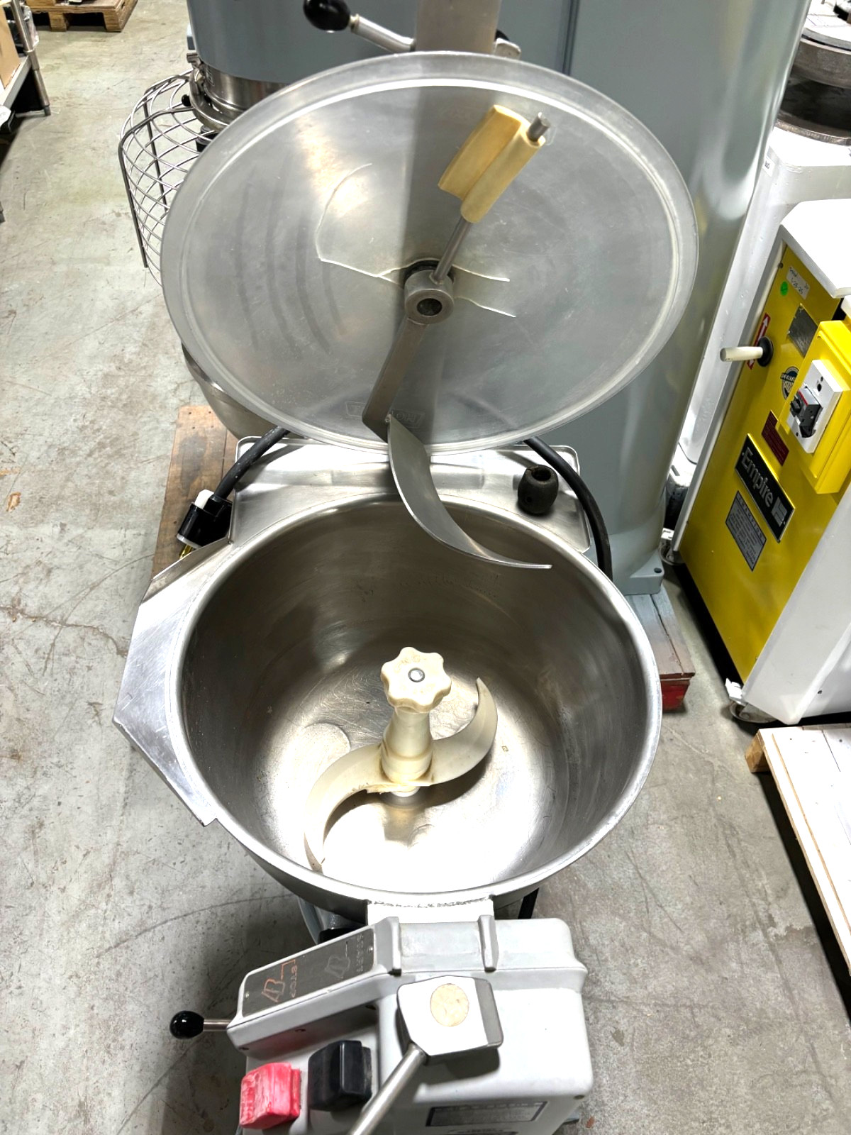 Mixers/ Verical Hobart HCM 450 Vertical Chopper/ 5 HP Motor/ 200V, 3 Phase / # 2