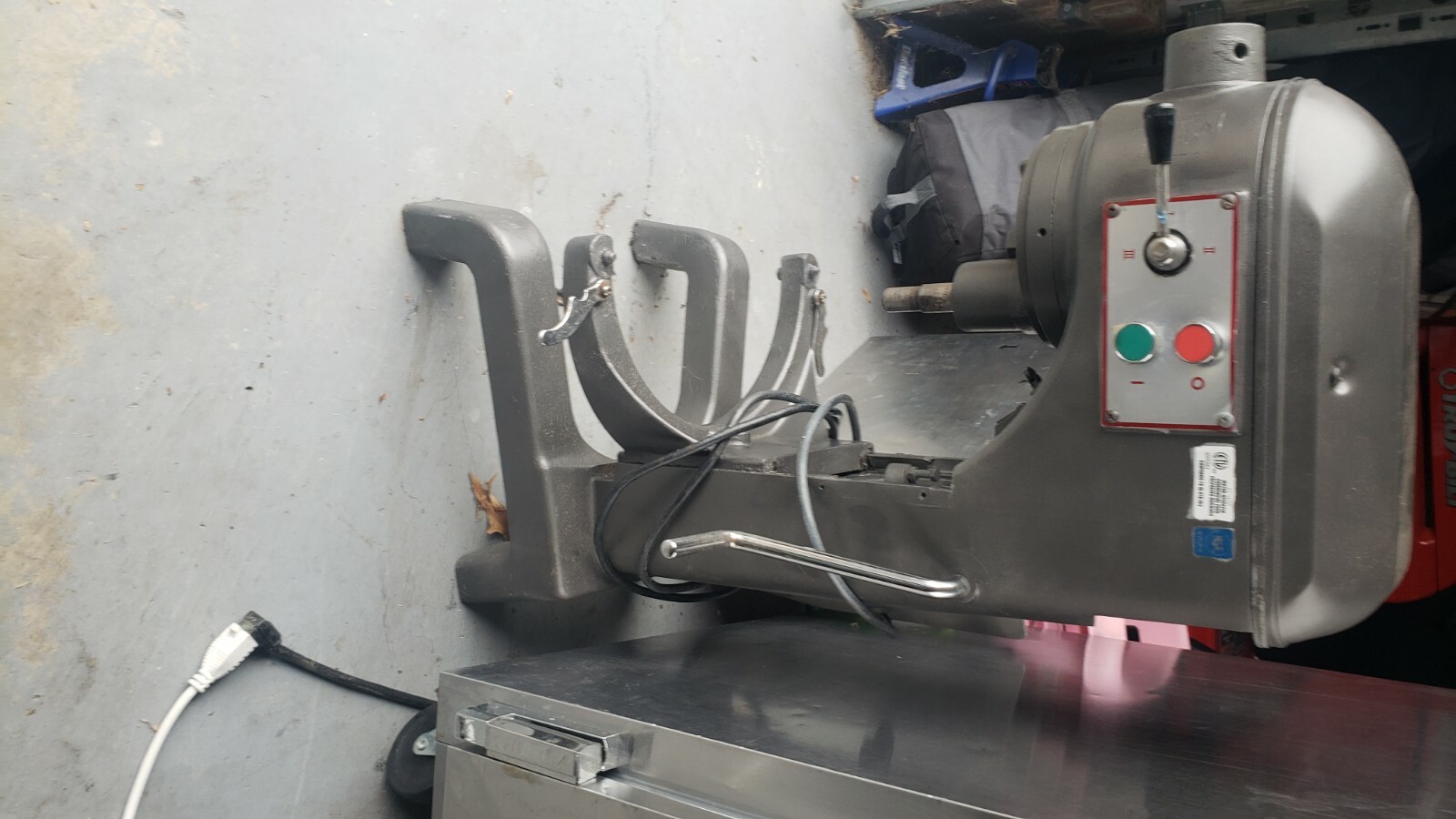  20 qt Vollrath (Anvil) commercial mixer repainted. Good condition 