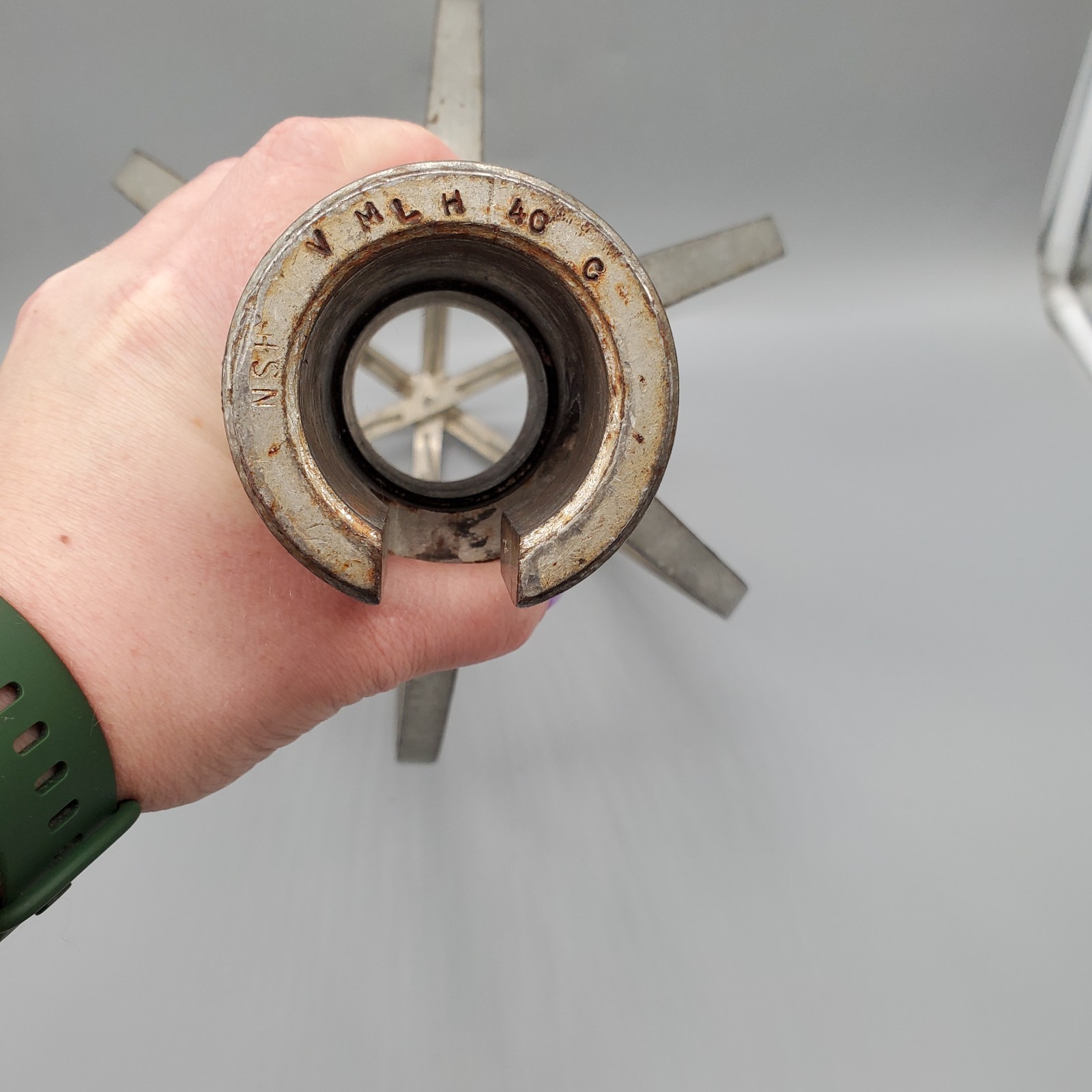 Hobart VMLH40C 40 Qt. Reducer “C” Six – Wing Whip for VMLH Mixers D-123682