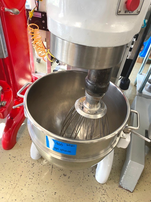 Mixers/ Hobart H-600 60 Qt Mixer w/ Attachments/ 1.1/2 HP Motor/ Yellow-White #2