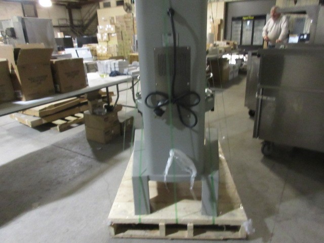 REDUCED!!! NEW Globe SP80 Floor Model 80 Quart Planetary Bread Dough Pizza Mixer