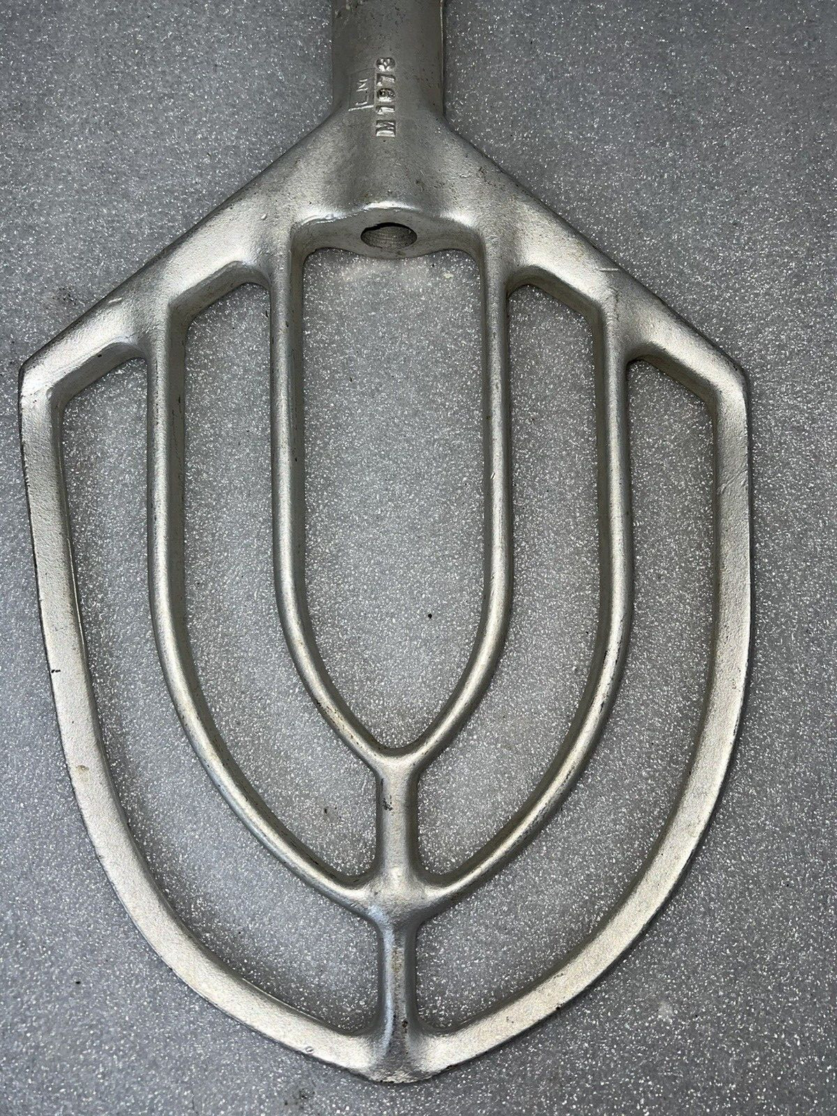 COMMERCIAL MIXER FLAT PADDLE L.M. M1973 BEATER INDUSTRIAL ATTACHMENT 16-1/2″