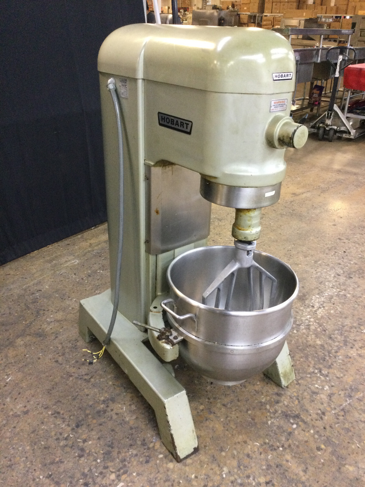 Hobart H-600, 60qt Dough Mixer With Bowl 1 Attachment