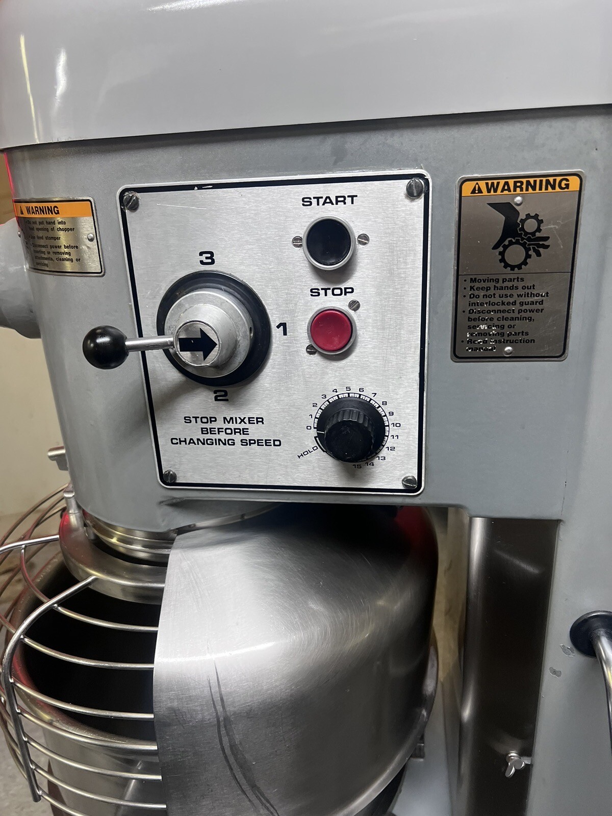 Hobart D340 40 Qt Mixer With 40 Qt SS Bowl & Heavy Duty SS Hook 1.5 HP 3 PH 220v