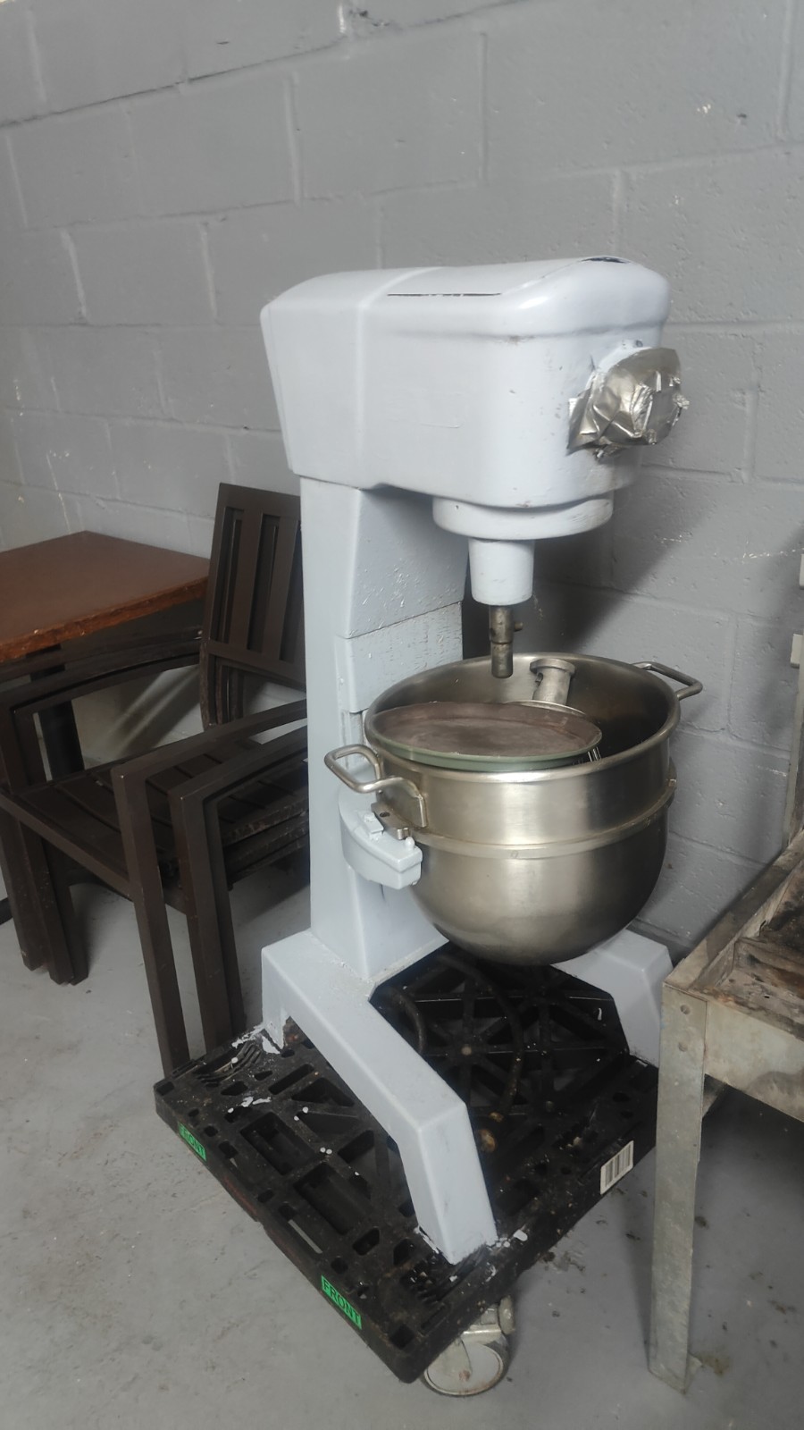 Hobart D300 30Qt Commercial Mixer 115V Tested Working w/ Bowl Hook Paddle