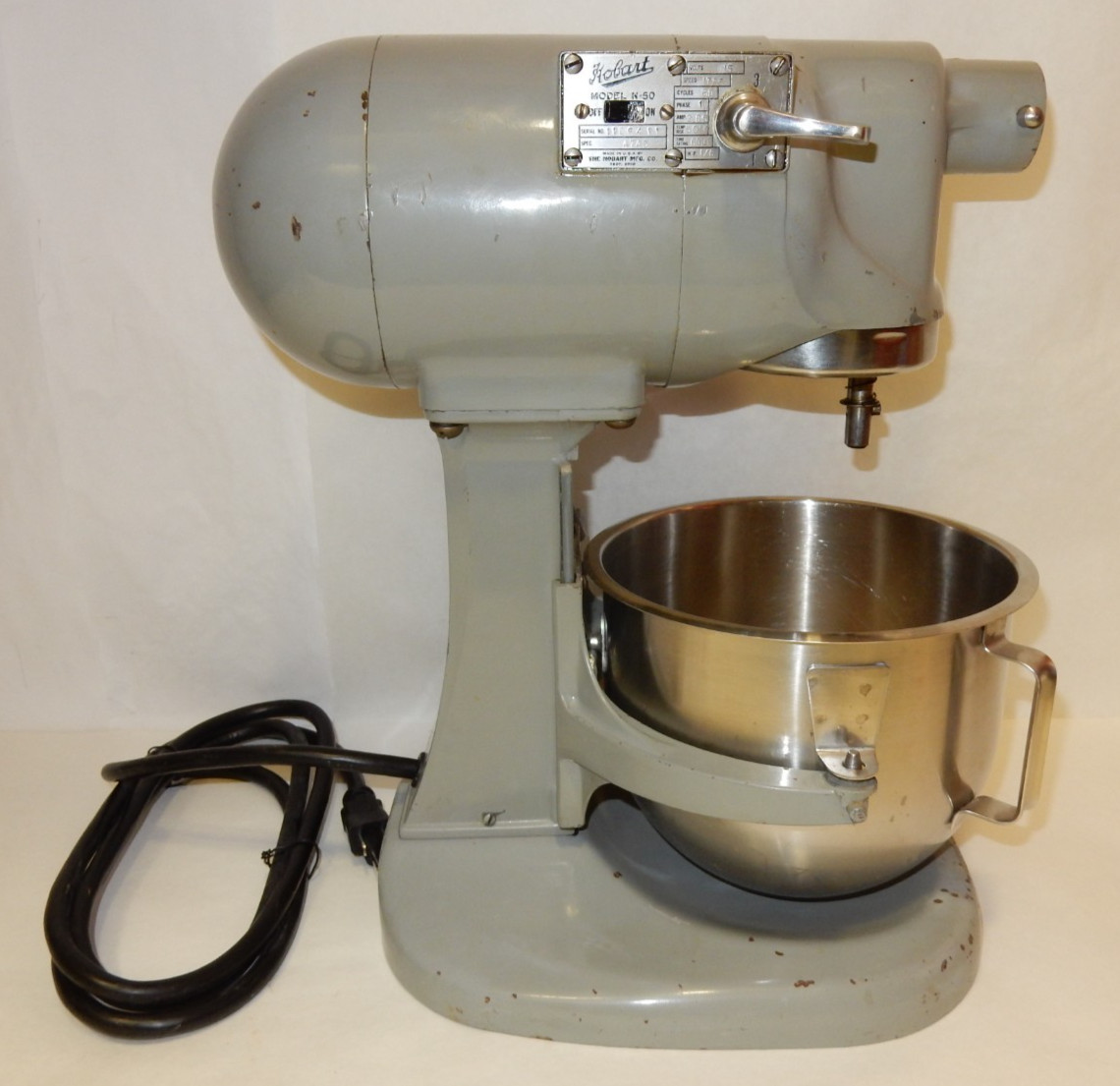 VINTAGE HOBART MODEL N-50 COMMERCIAL MIXER, BOWL & 2 PADDLES, NEW HD CORD, WORKS