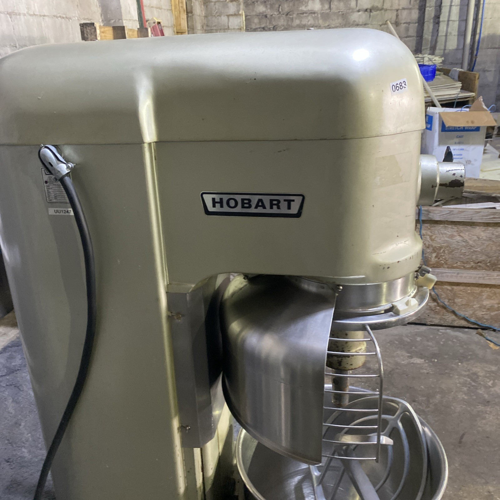 Pre-Owned Hobart 60-Quart Mixer Model H-600 With Safety Gate TESTED
