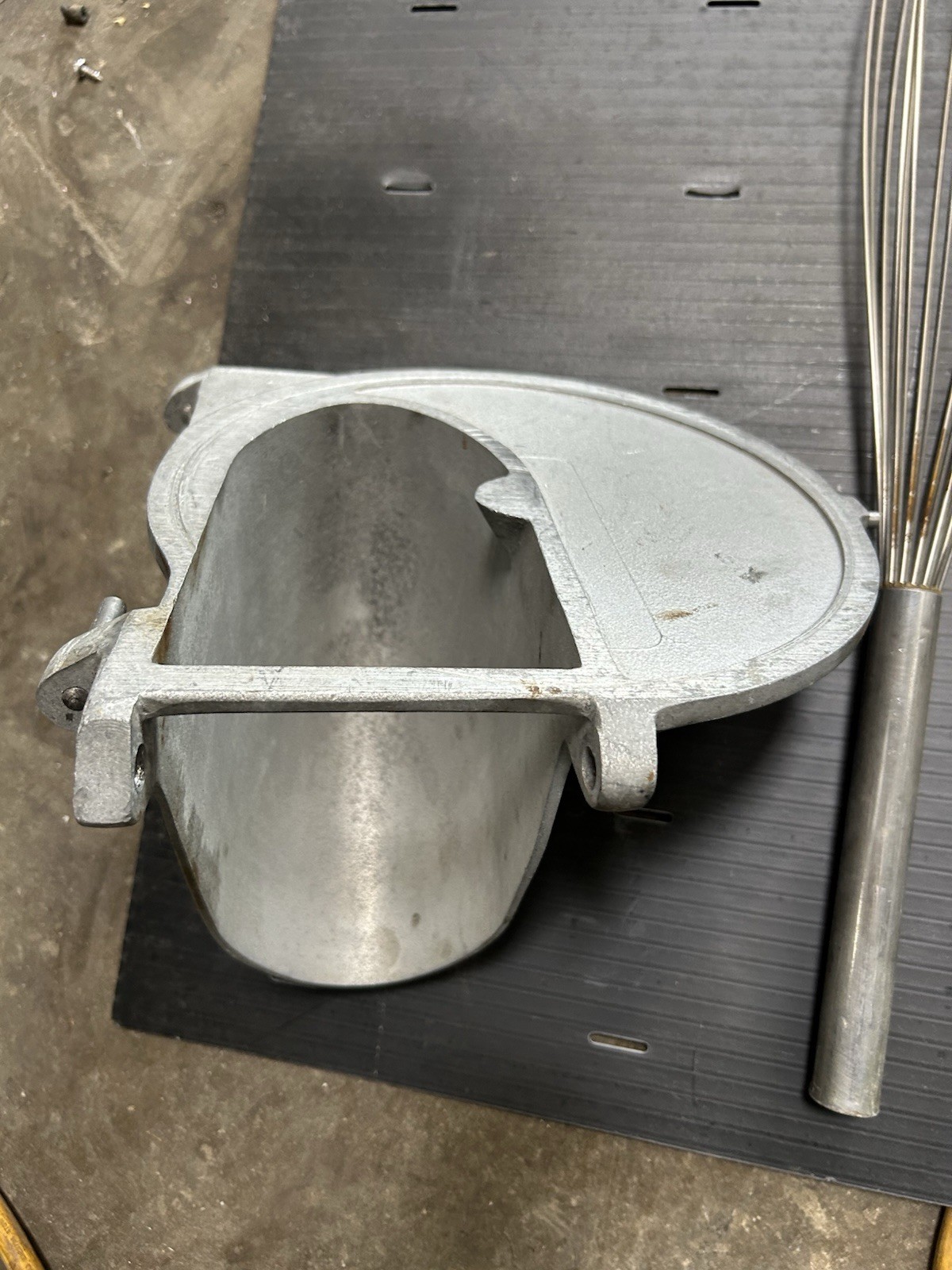 Hobart P660 60 QT Dough Bakery Pizza Mixer Three Phase w/ Standard Accessories