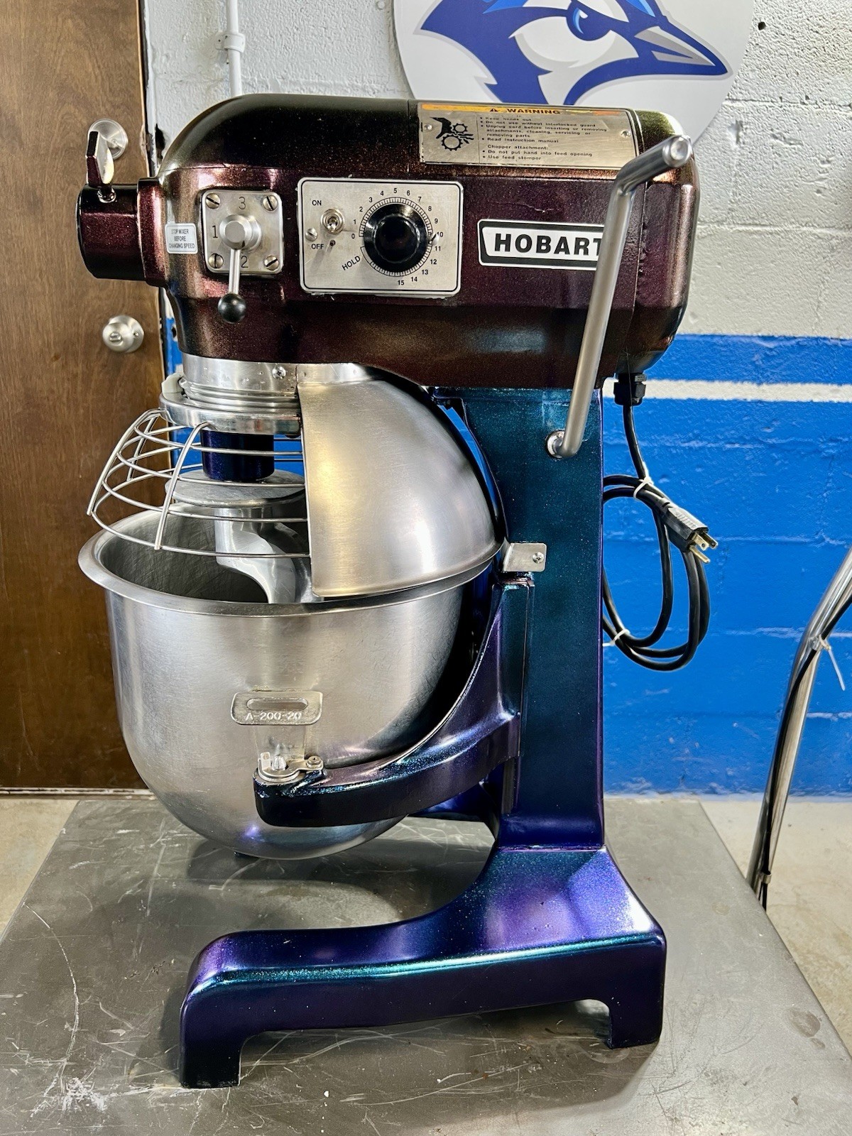 Hobart A200T 20 Quart Qt Mixer With Bowl And 2 Tools