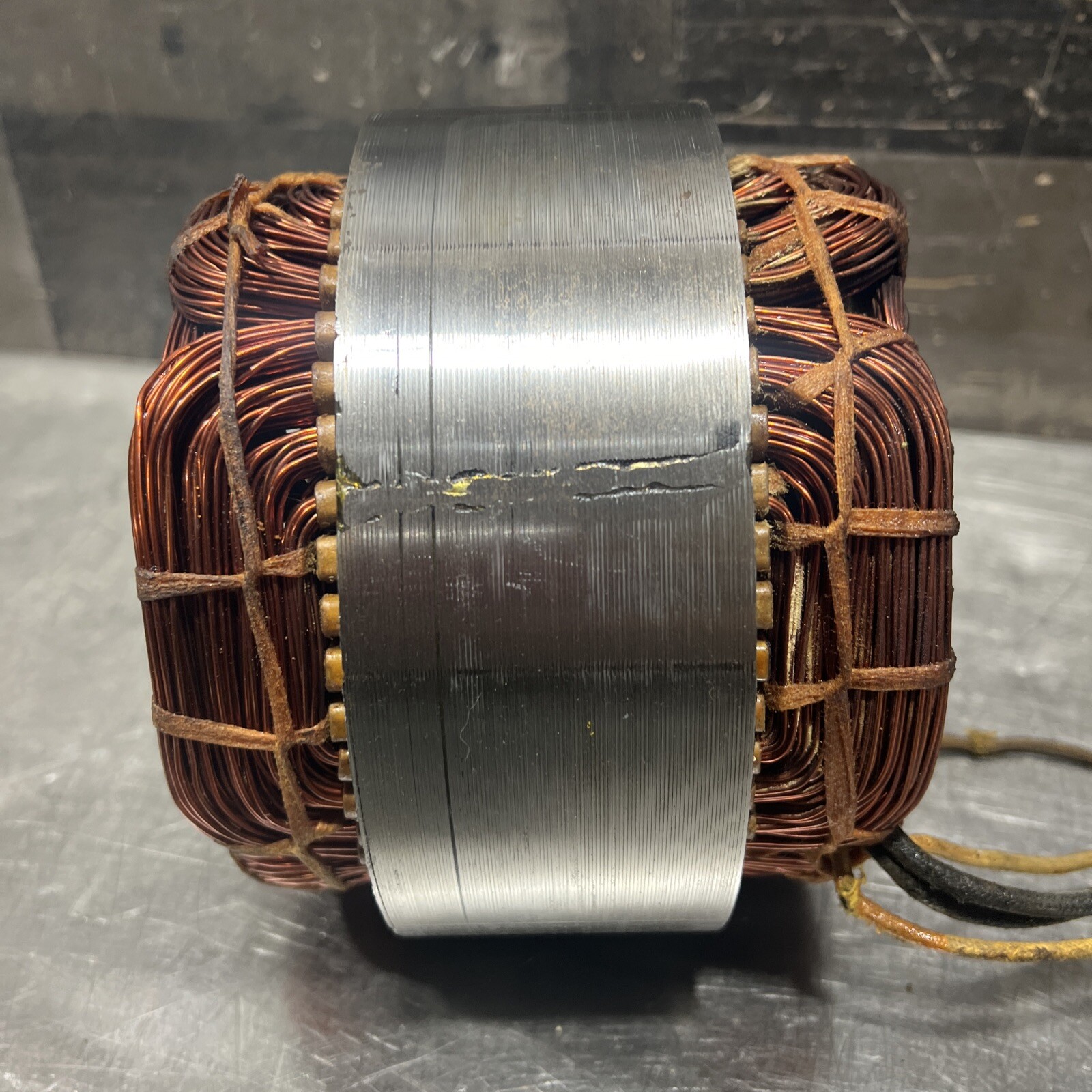 Genuine Hobart Model D-300 30 Qt Commercial Mixer Stator. 1 Ph 115V 60HZ