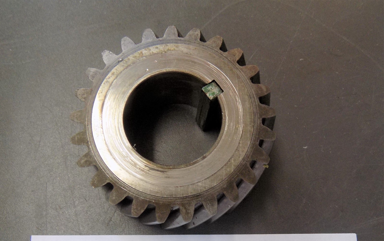 Hobart H600-L800 00-024207 Gear – Upper Worm Shaft (25T) Used