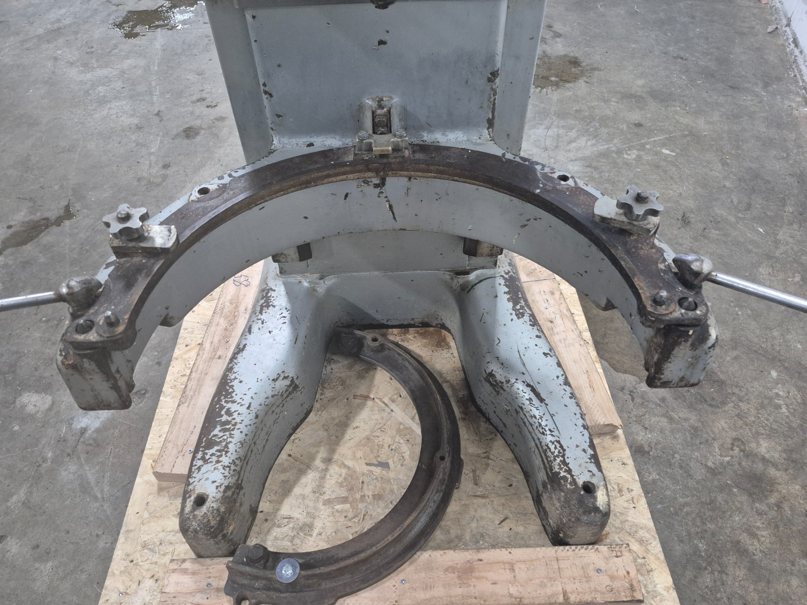 Hobart V1401 140-Quart Planetary Mixer