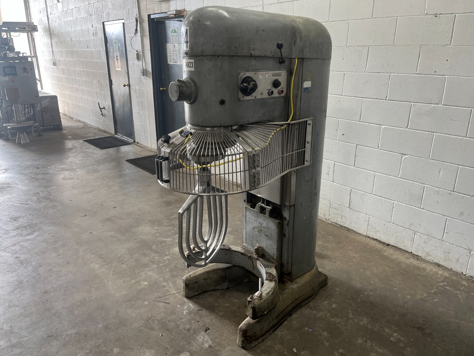 Hobart 140Qt Mixer with Bowl, Beater, and Dolly