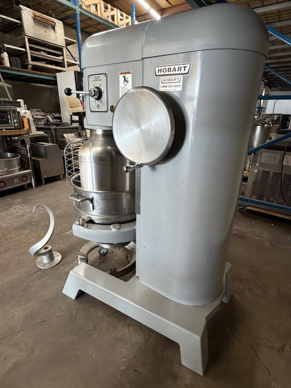 Hobart H600T, 60qt Mixer w/ Attachments & Stainless Steel Bowl 3PH