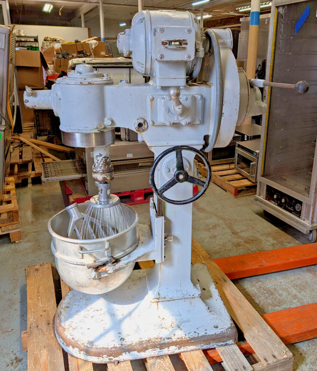 Hobart S-301 Dough Mixer 30 qt, 3 Speed, Bowl, Whisk, Paddle, 1PH