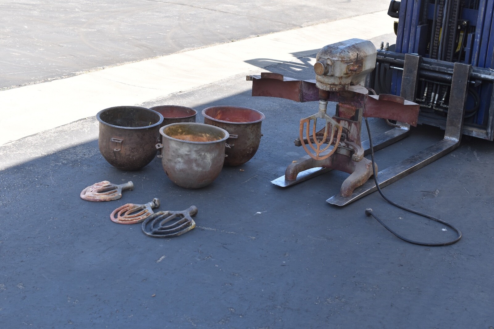 Hobart 20 Qt Mixer model A200