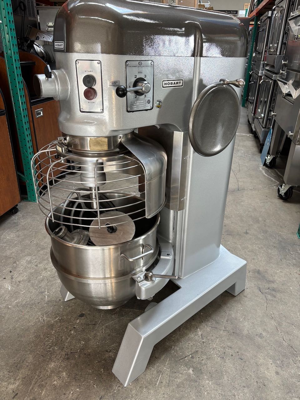 60 Quart Hobart Mixer H-600 220V 1HP Safety Cage Guard NSF Bowl & 3 Attachments