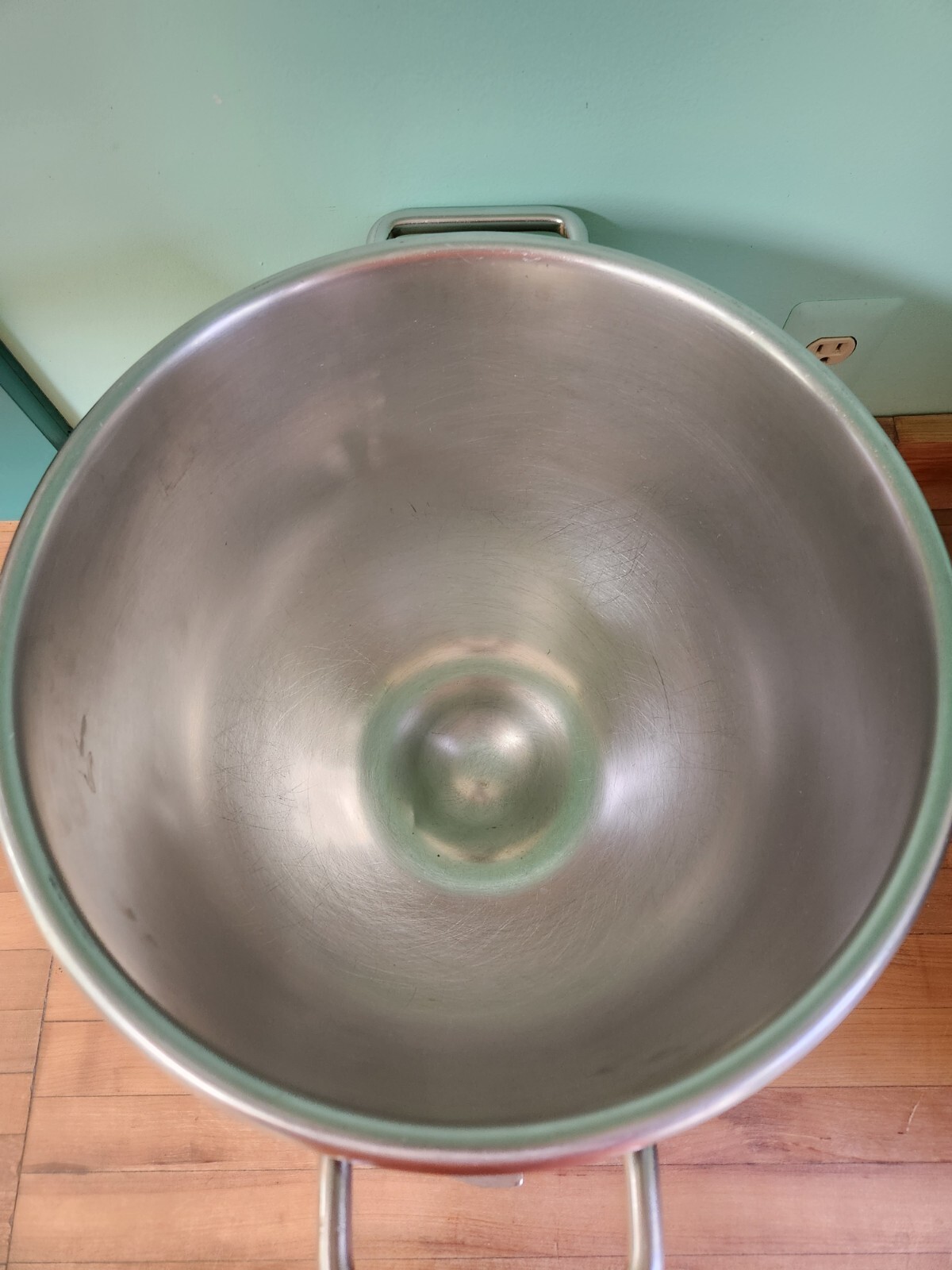 Hobart VMLH30SST 30 Qt. Reducer Stainless Bowl for VMLH Mixers 00-295648 – EUC
