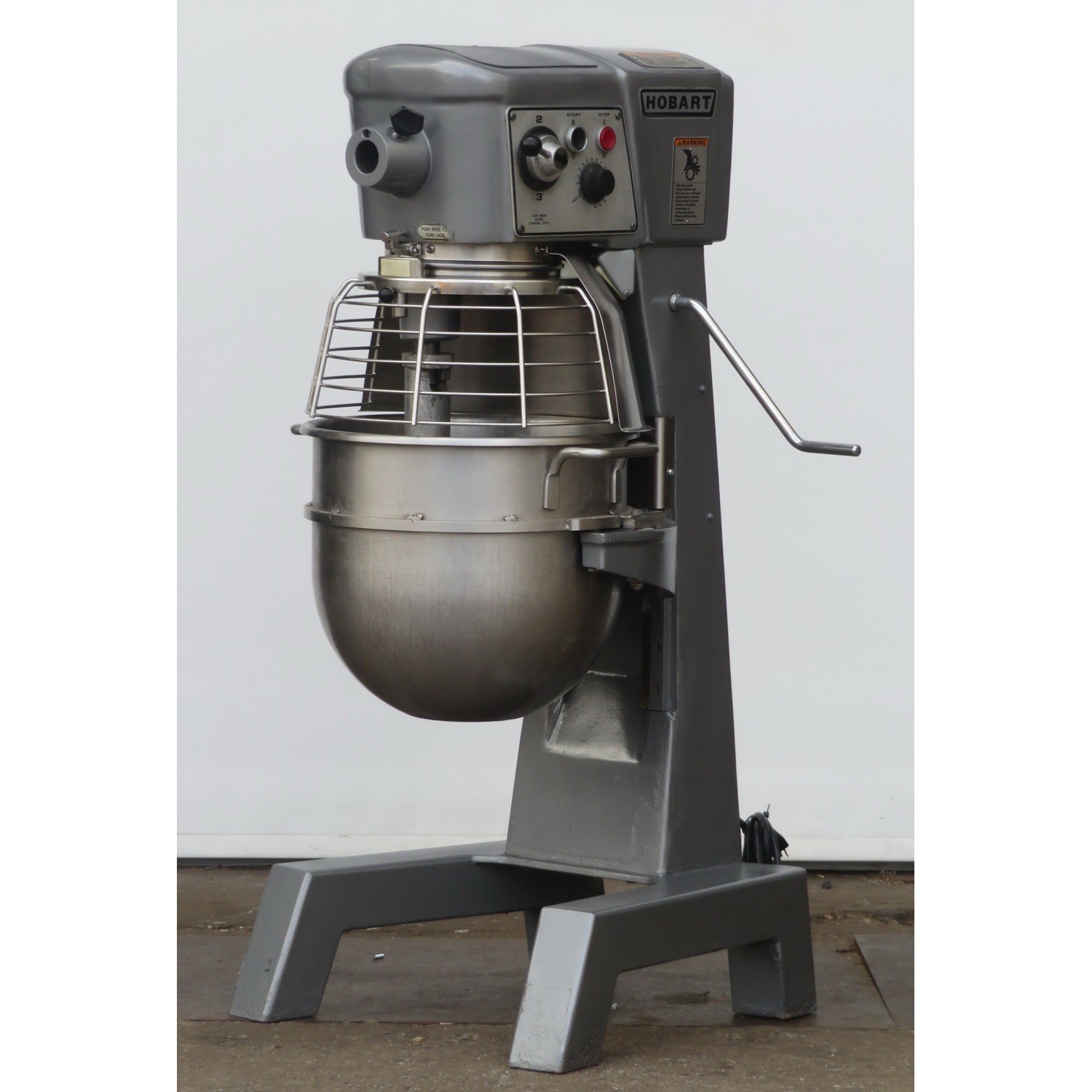 HOBART D300T 30qt Bakery Pizza Dough Mixer w/ Wire Safety Cage **MAKE AN OFFER**