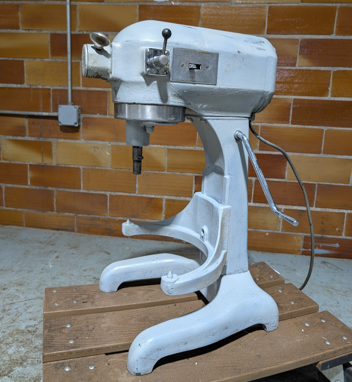 Hobart A200 20 qt Commercial Dough Mixer, Pizza, Bakery, Restaurant, 115 V, 1 PH