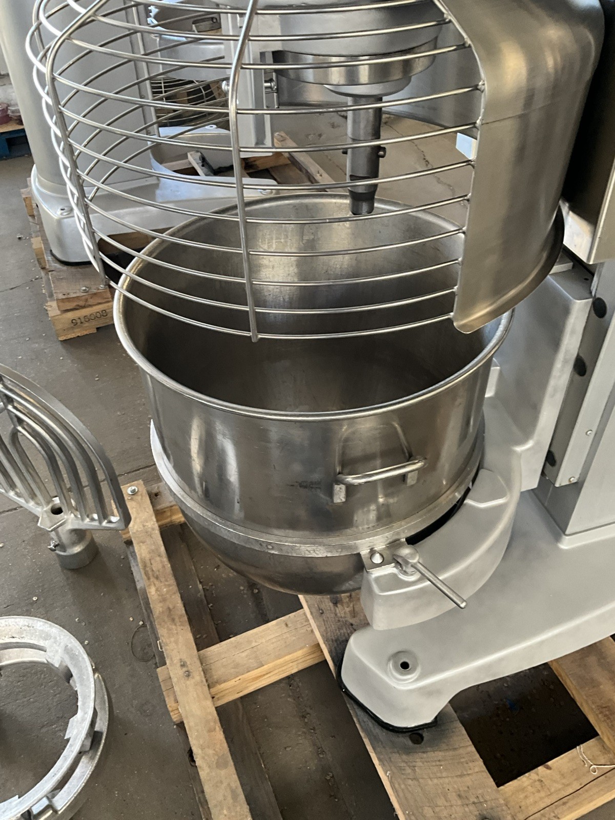 Hobart Legacy 140qt Dough mixer HL1400N Pizza Bakery Donut Pastry bowl guard D