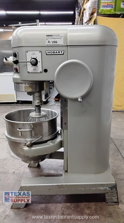 Hobart H600T 60 Qt Bakery Pizza Dough Mixer with Bowl and 1 Attachment