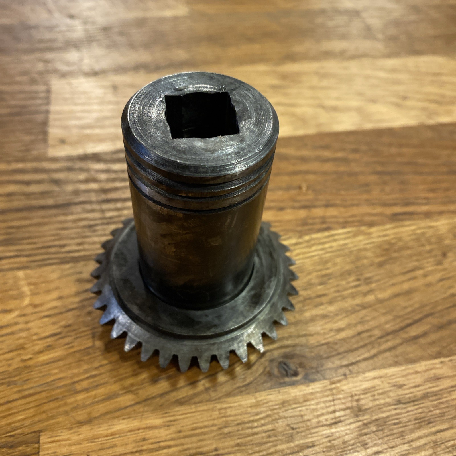 Hobart A200 Mixer Attachment Hub Bevel Drive Gear 20 Quart 35 Teeth Good Shape