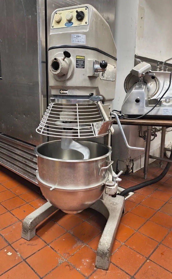 Globe SP 30 Commercial Food Mixer