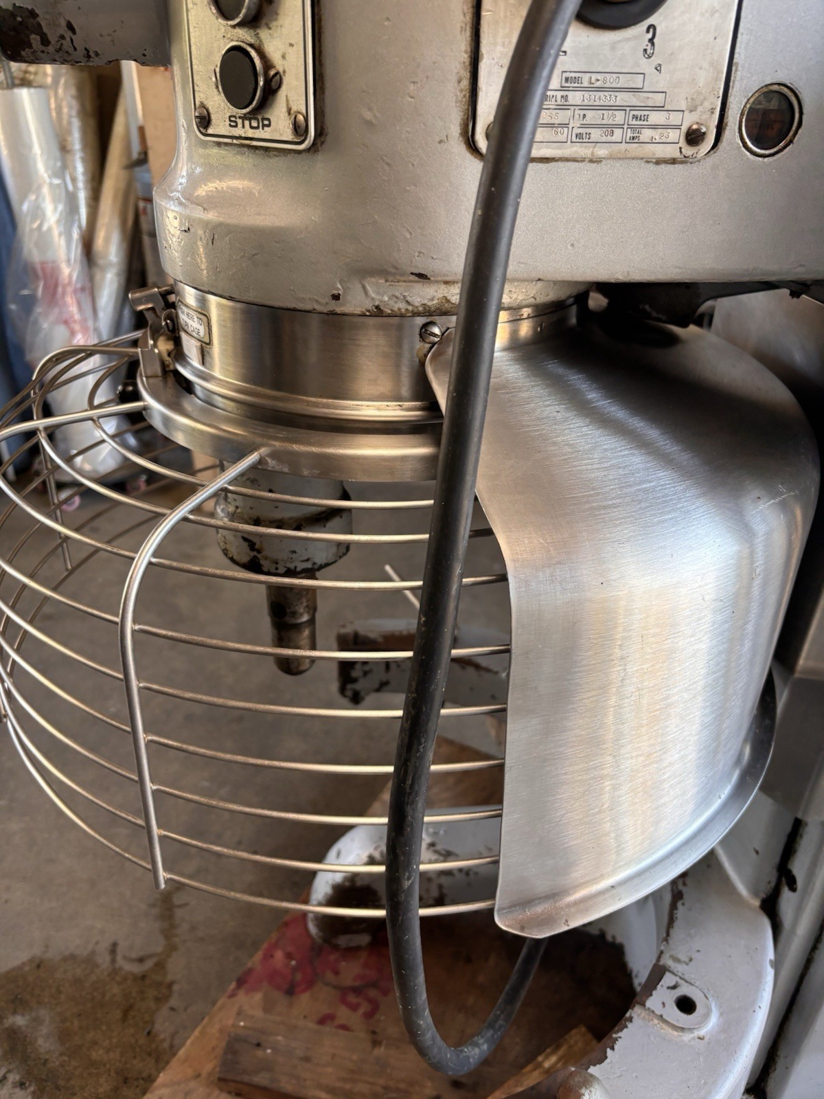 HOBART L800 80 Qt Dough Mixer 1.5 HP 208V 3ph W/Grill Guard Only