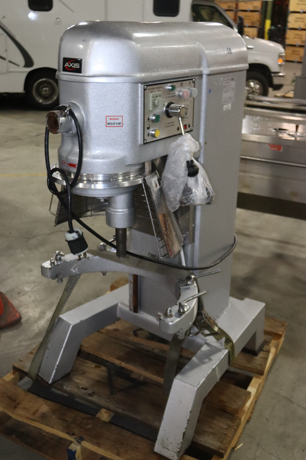 NEW Axis AX-M80 80 Qt Quart Planetary Commercial Dough Mixer
