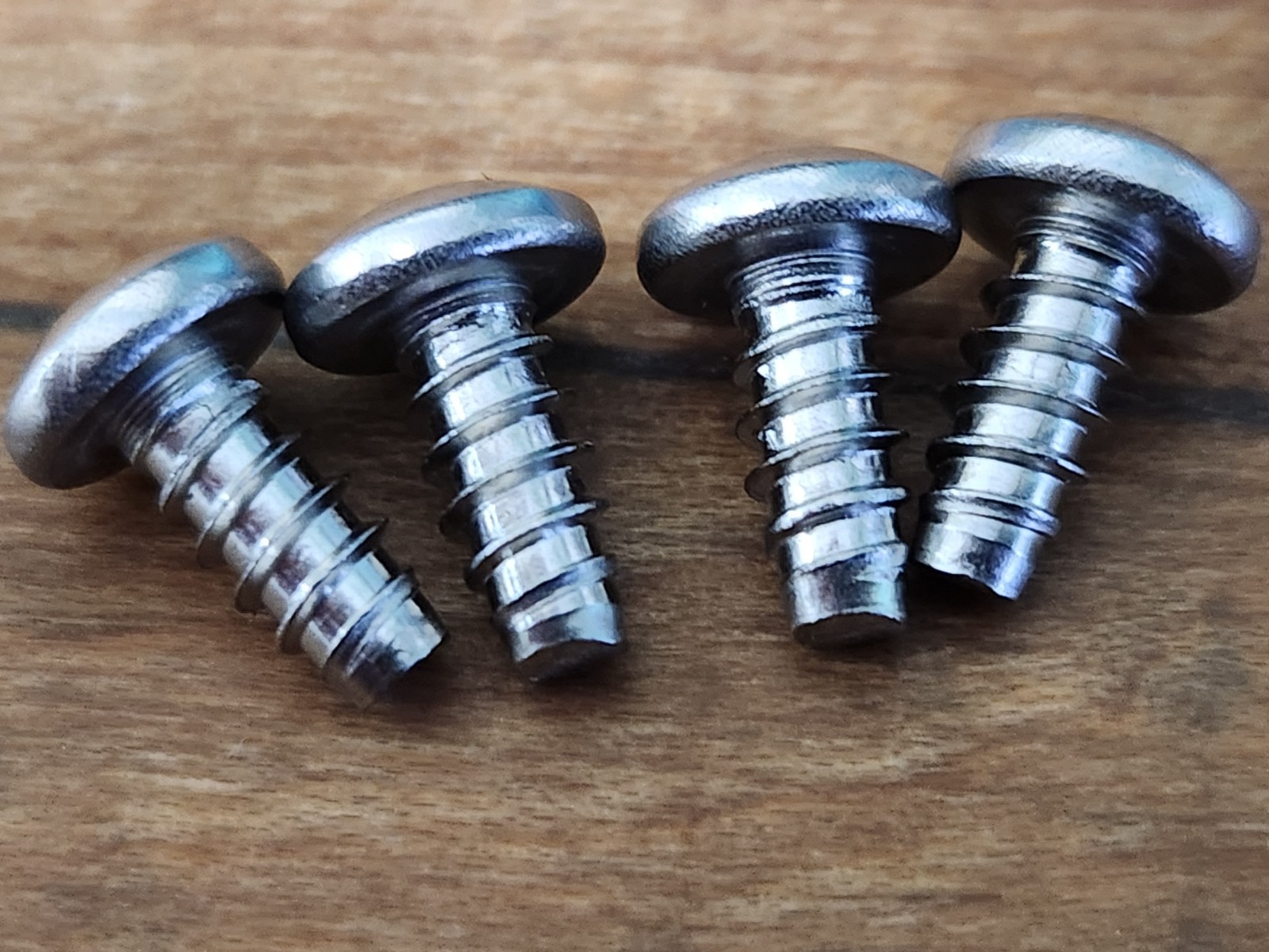 Hobart N50 Feet Screws (Stainless Steel) Set of 4 for N-50 Mixer SD-008-43 – NEW