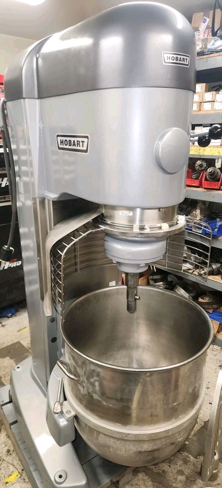 Late Model Hobart 140 Qt V-1401 MIXER 5 HP With Safety Cage