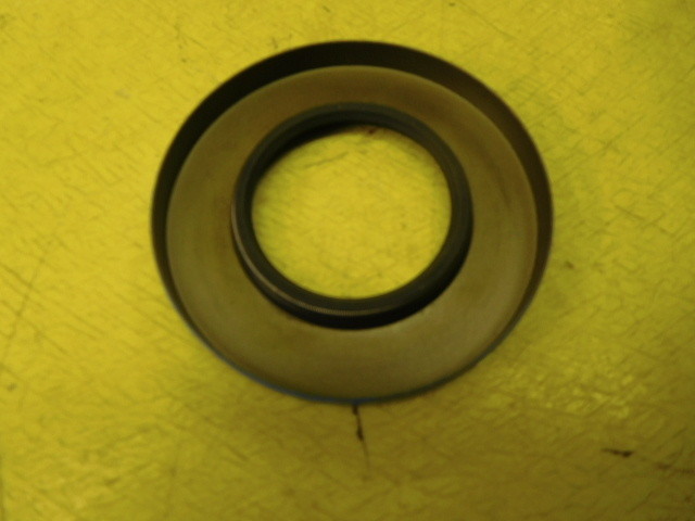 Hobart mixer planetary seal 24651 oil cap 60071 pin 111156 H- 600 60qt