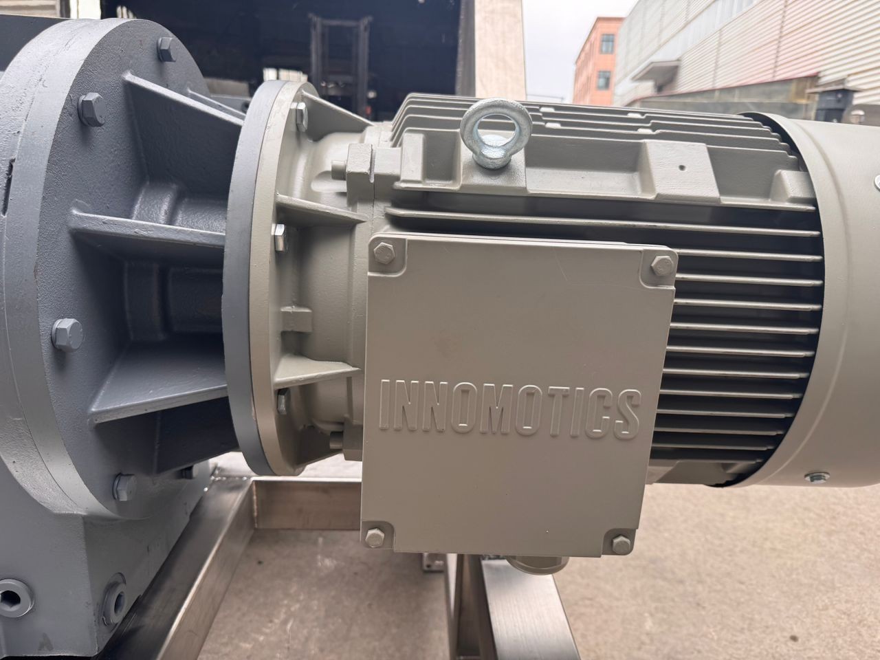 200 Cu Feet 200 Cubic Feet Ribbon Mixer SUS16 Mirror Polished Brand New