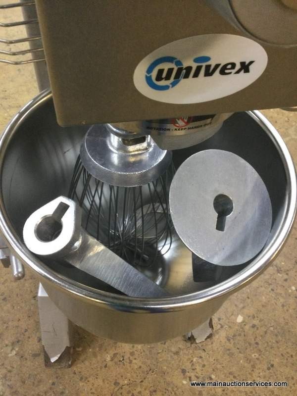 UNIVEX 30 QUART DOUGH MIXER WITH 3 ATTACHMENT