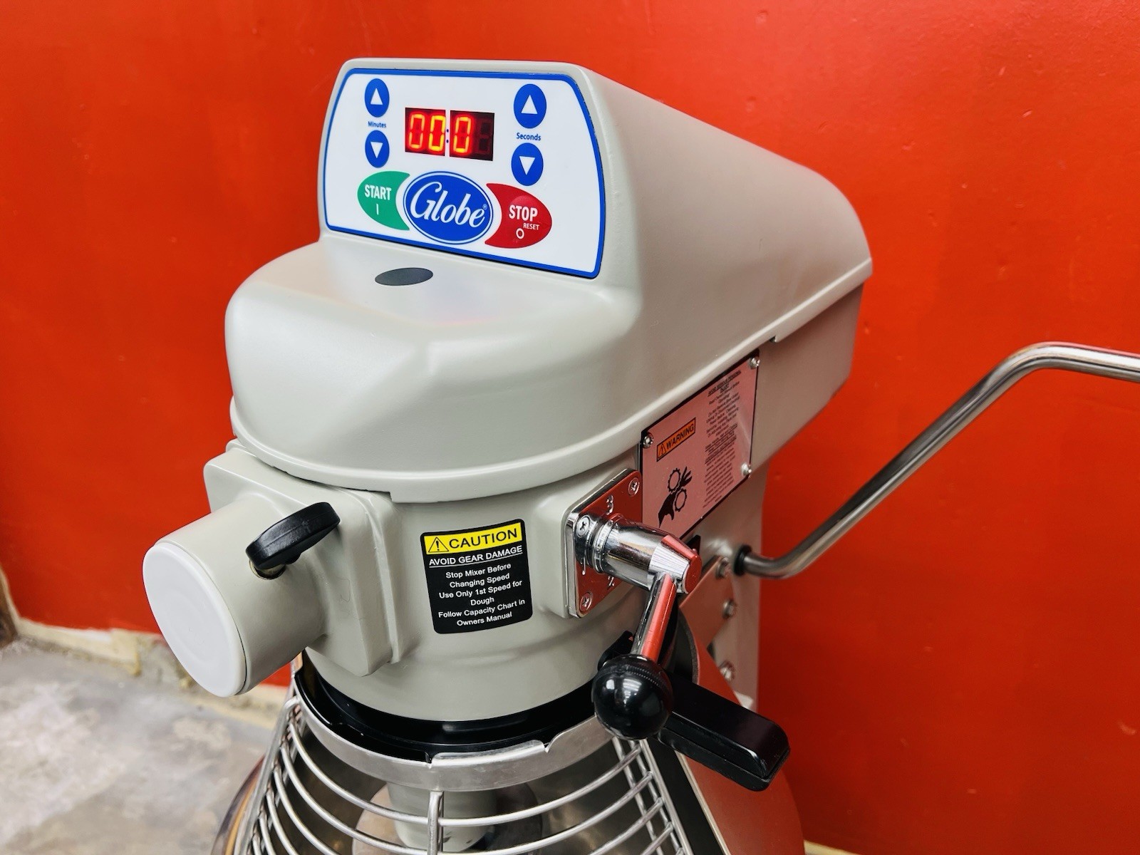 Globe SP20 20-Quart Commercial Planetary Mixer