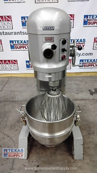 Hobart H600T 60 Qt Bakery Pizza Dough Mixer with Bowl and 1 Attachment