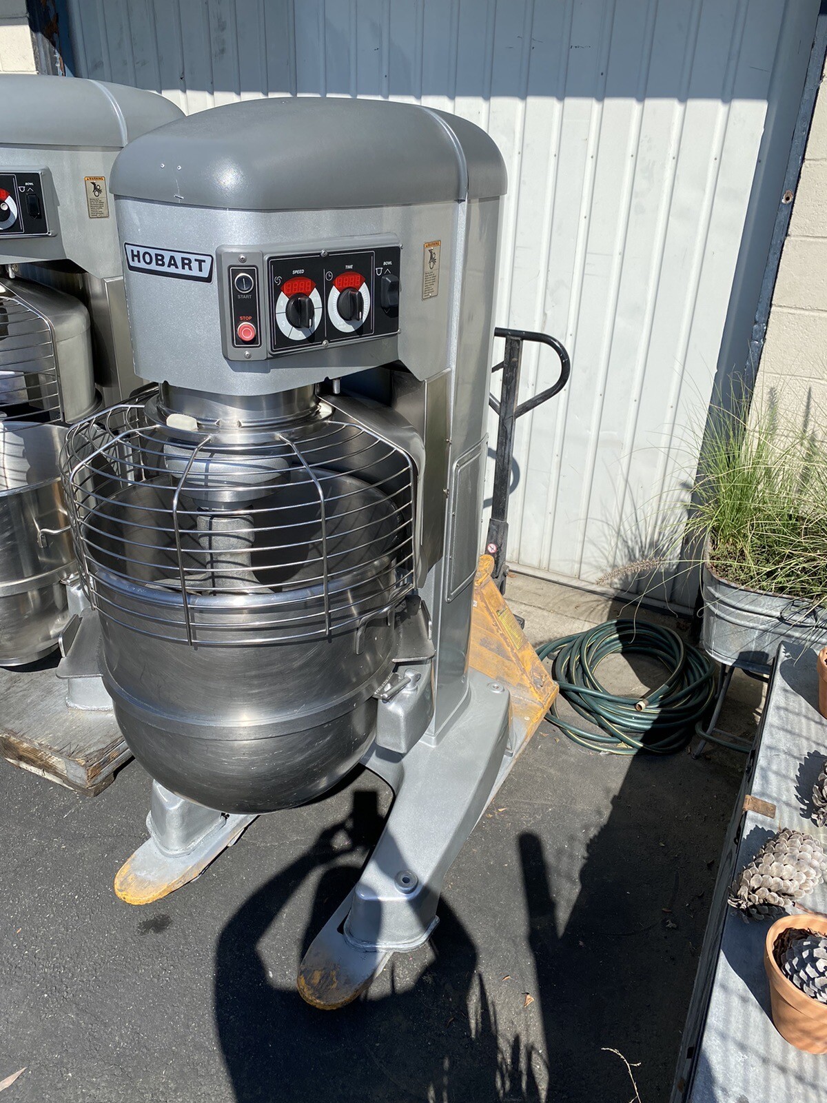 Hobart Legacy 140qt Mixer