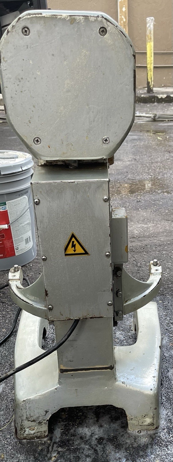 20 Qt. Gear-Driven Commercial Stand Alone Mixer