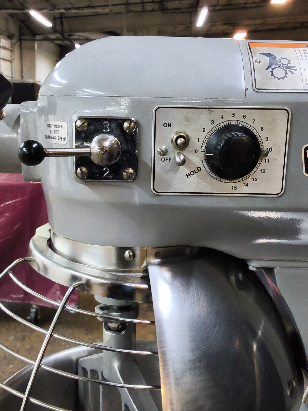 HOBART A-200T 20 QT COUNTERTOP BAKERY DOUGH MIXER WITH PADDLE