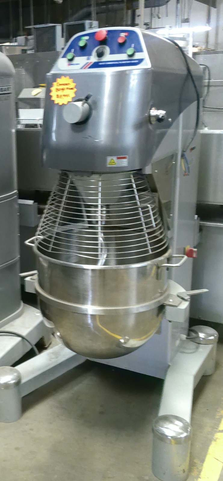 USED OMCAN # MC80 – 80 QUART MIXER WITH BOWL GUARD, SS BOLW, AND HOOK (220V/3PH)
