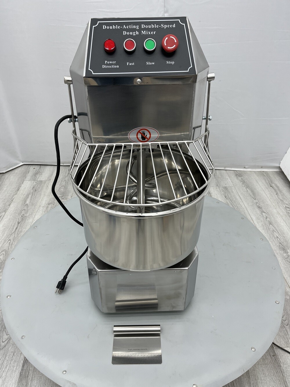20L Dough Mixer110V Dough Spiral Mixer Bakery Flour Mixing Machine 304 SS US